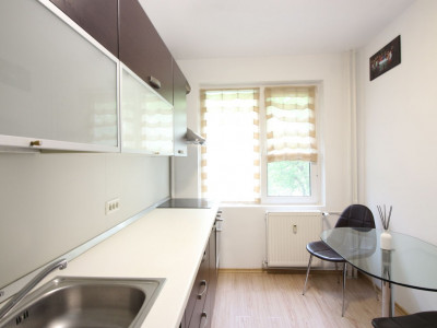 Metrou Dristorului, apartament 2 camere, etaj 2/10, renovat, mobilat/utilat