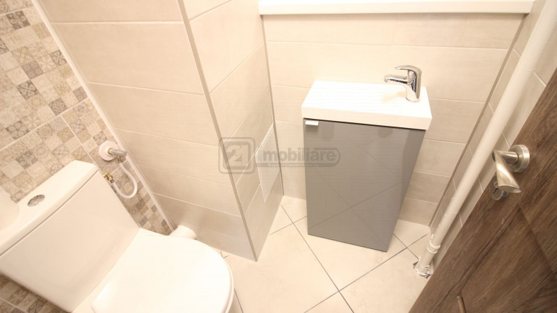 P-ta Lahovari, apartament 3 camere, renovat modern, mobilat, etaj 6/9, bloc 1980