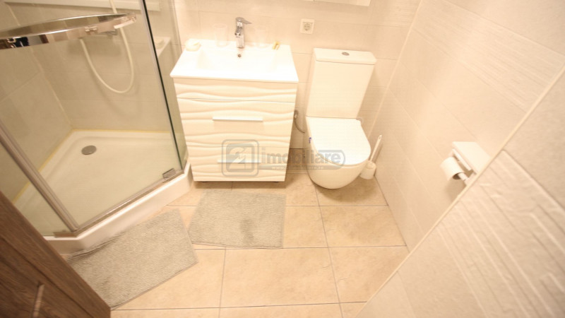 P-ta Lahovari, apartament 3 camere, renovat modern, mobilat, etaj 6/9, bloc 1980