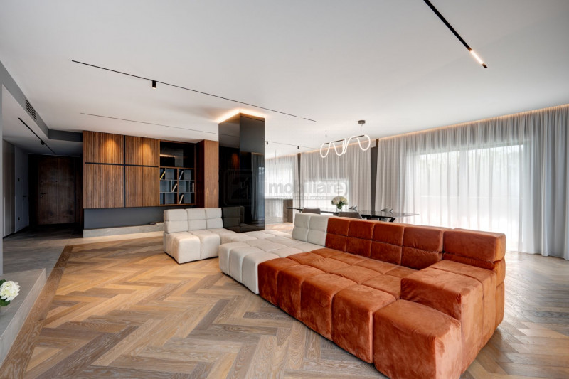 5 camere, 211 mp | Terasă 36 mp, vedere pădure, luminos – Pines Residence