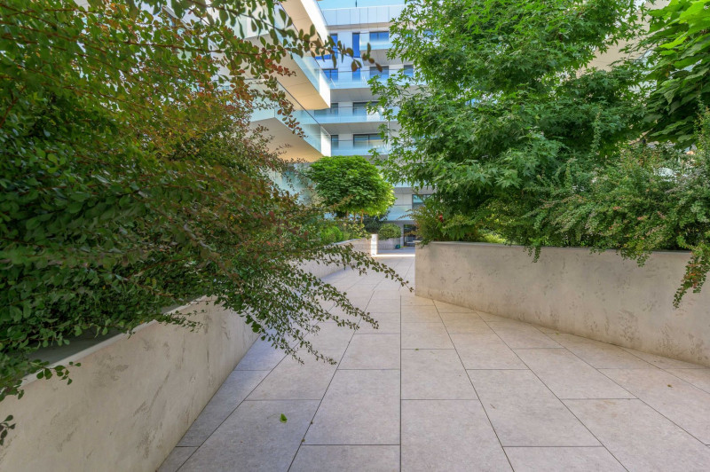 3 camere, 135 mp, terasă 38 mp | Insorit, orientare Sud-Vest | Pines Residence