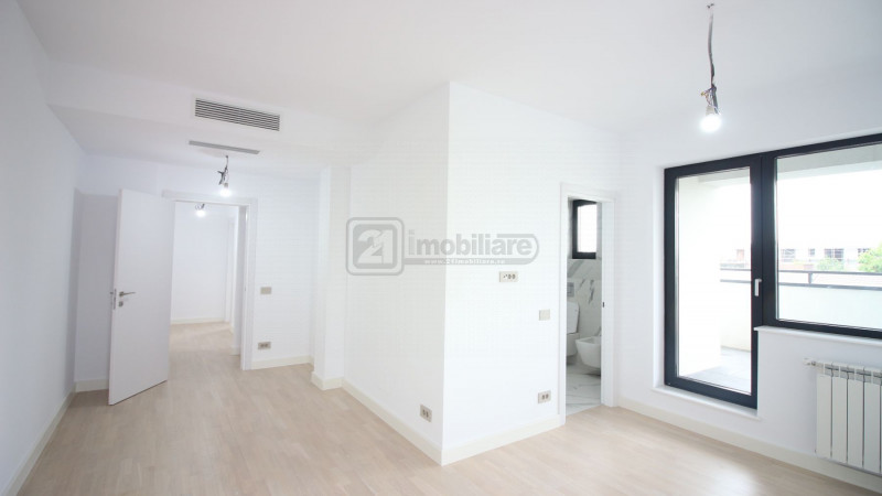 Penthouse 4 camere, 125 mp, terasa 97 mp, etaj 3/3, lift, Băneasa - Jolie Ville