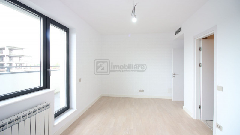 Penthouse 4 camere, 125 mp, terasa 97 mp, etaj 3/3, lift, Băneasa - Jolie Ville