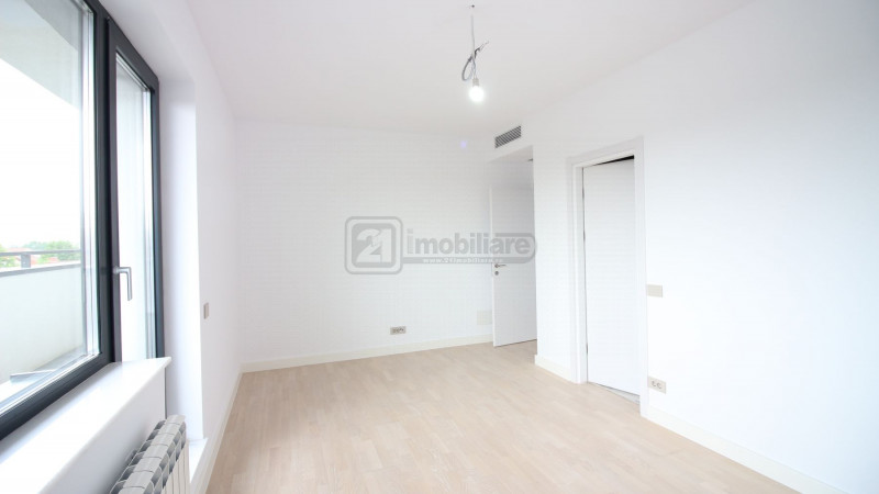 Penthouse 4 camere, 125 mp, terasa 97 mp, etaj 3/3, lift, Băneasa - Jolie Ville