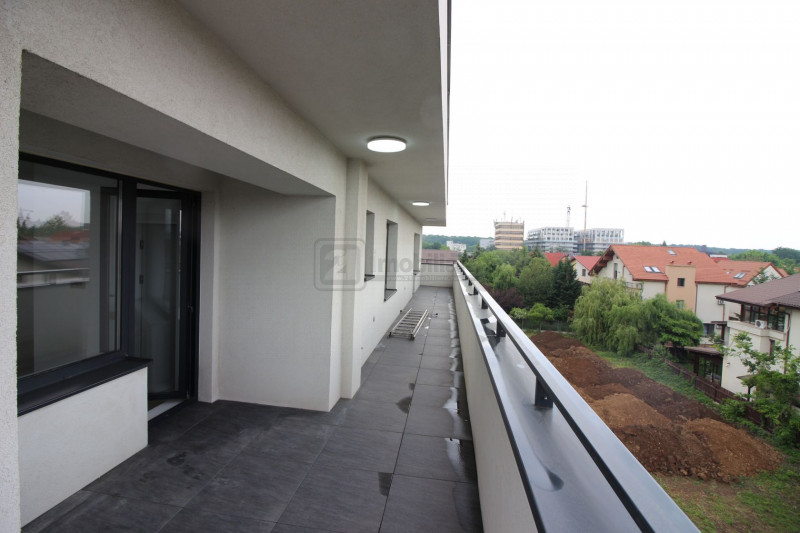 Penthouse 4 camere, 125 mp, terasa 97 mp, etaj 3/3, lift, Băneasa - Jolie Ville