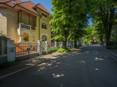 Vila cu arhitectură distinctă, 7 camere, renovată, într-o locație exclusivista
