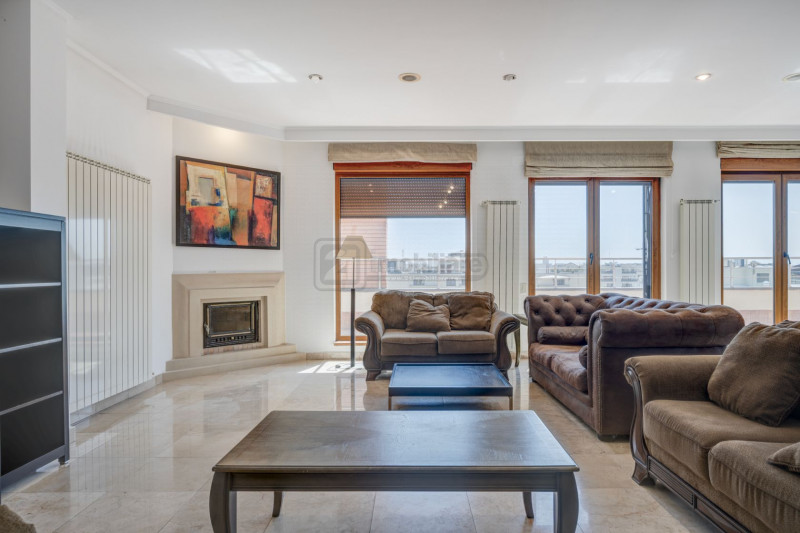 Herăstrău – Penthouse 5 camere, 287 mp utili | Living 70 mp | Terasă 195 mp