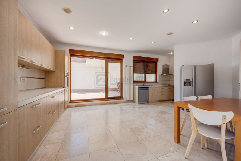 Herăstrău – Penthouse 5 camere, 287 mp utili | Living 70 mp | Terasă 195 mp