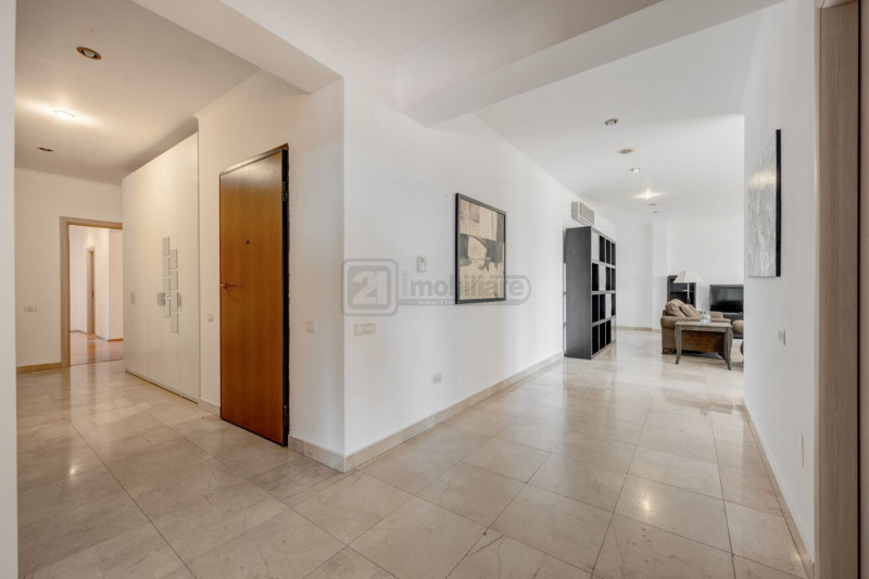 Herăstrău – Penthouse 5 camere, 287 mp utili | Living 70 mp | Terasă 195 mp