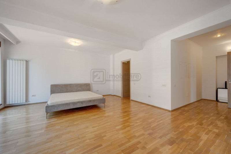 Herăstrău – Penthouse 5 camere, 287 mp utili | Living 70 mp | Terasă 195 mp