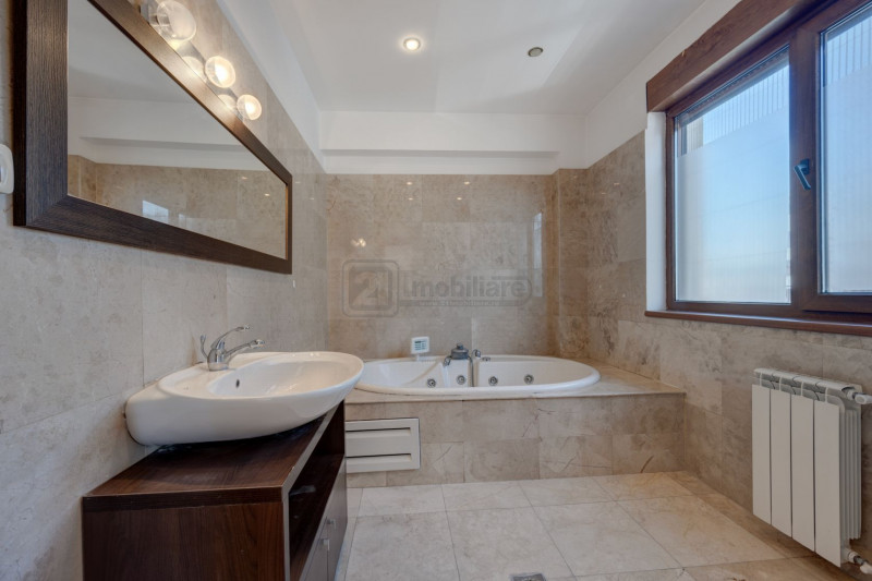 Herăstrău – Penthouse 5 camere, 287 mp utili | Living 70 mp | Terasă 195 mp