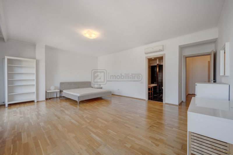 Herăstrău – Penthouse 5 camere, 287 mp utili | Living 70 mp | Terasă 195 mp