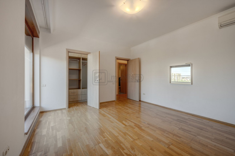 Herăstrău – Penthouse 5 camere, 287 mp utili | Living 70 mp | Terasă 195 mp