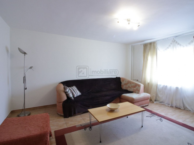 Mall Vitan - Foisorului, apartament 3 camere, 77 mp, decomandat, 2 bai, etaj 5/8