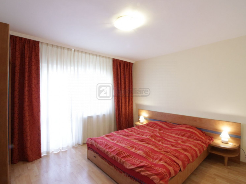 Mall Vitan - Foisorului, apartament 3 camere, 77 mp, decomandat, 2 bai, etaj 5/8