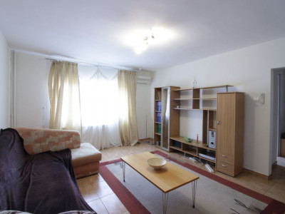 Mall Vitan - Foisorului, apartament 3 camere, 77 mp, decomandat, 2 bai, etaj 5/8