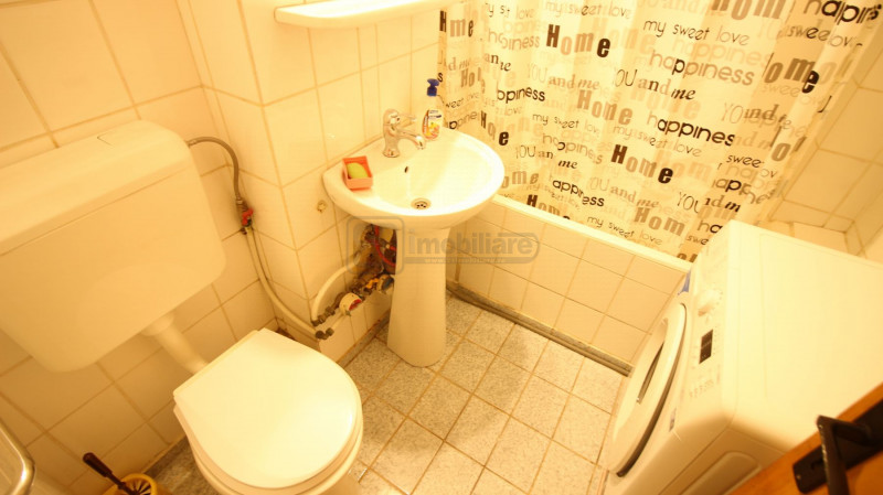 Apartament 2 camere, mobilat, etaj 1/4, Aleea Compozitorilor, aproape de metrou