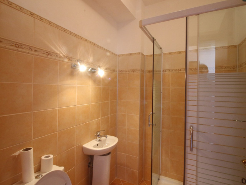 Apartament 2 camere, etaj 3/5, bloc 2008, parcare subterana, Mosilor/ Obor