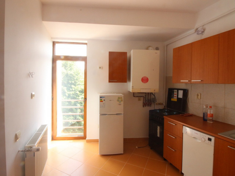 Apartament 2 camere, etaj 3/5, bloc 2008, parcare subterana, Mosilor/ Obor