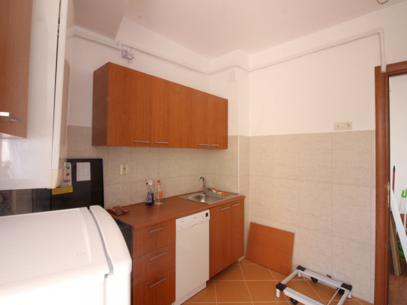 Apartament 2 camere, etaj 3/5, bloc 2008, parcare subterana, Mosilor/ Obor