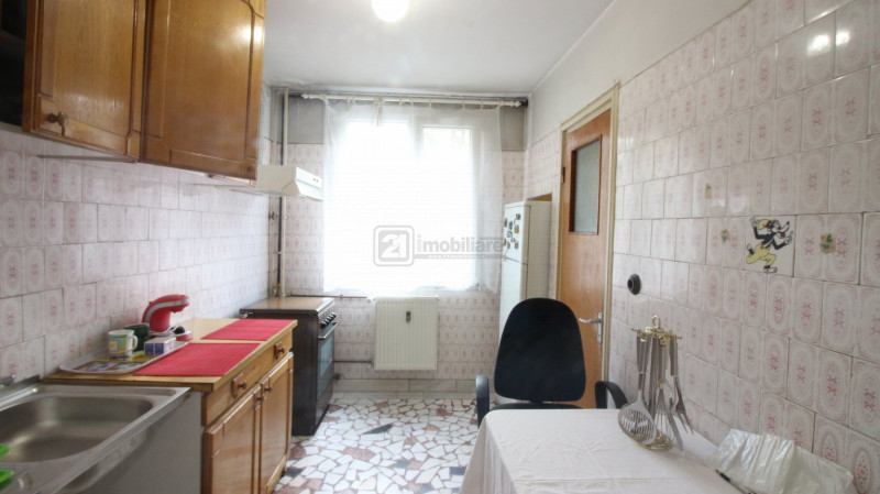 Giurgiului-Lidl Drumul Gazarului, apartament 4 camere, 82 mp, etaj 1/4