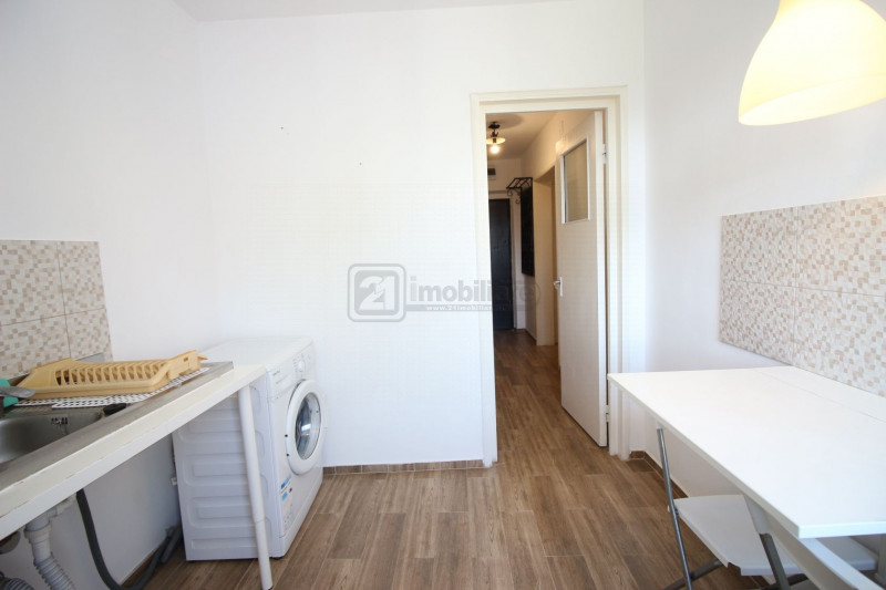 Campia Libertatii., apartament 2 camere, decomandat, mobilat, balcon, etaj 6/10