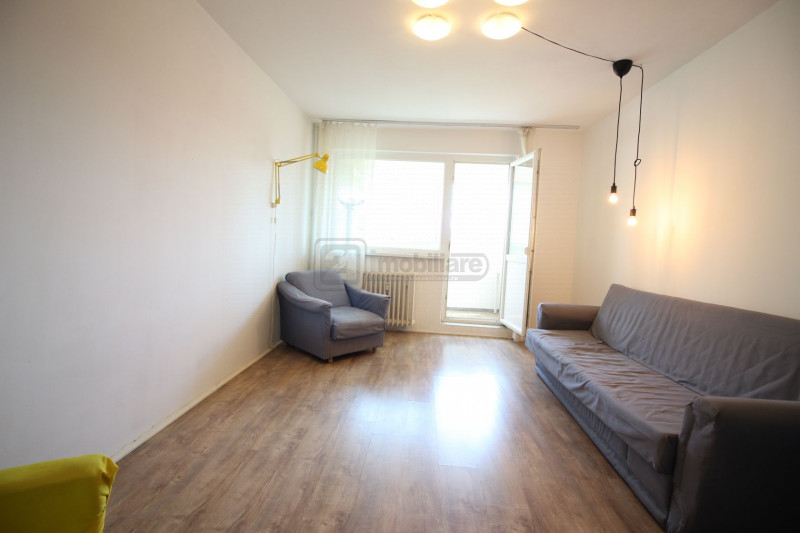 Campia Libertatii., apartament 2 camere, decomandat, mobilat, balcon, etaj 6/10