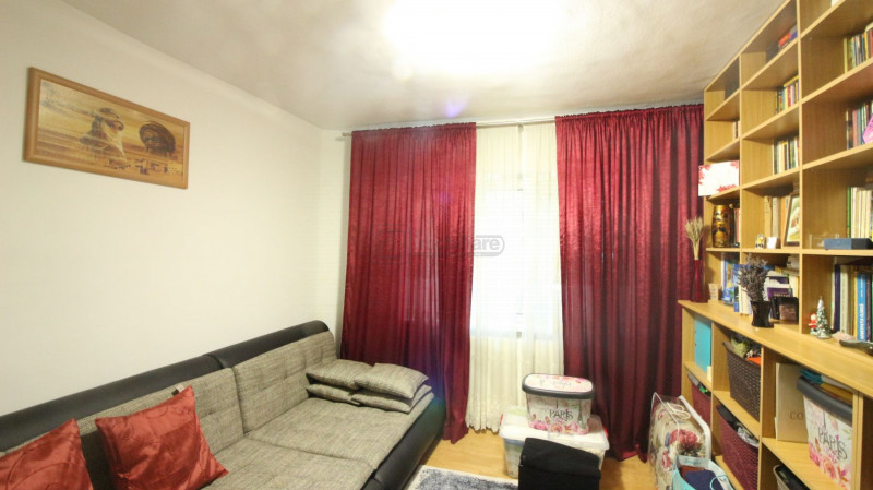 Baicului, apartament 4 camere, 100 mp,P/4,bloc 1990,centrala proprie, 2 balcoane