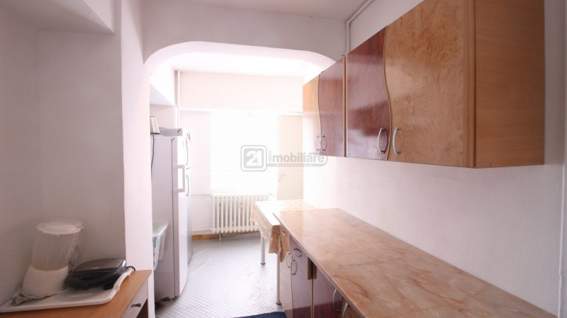 P-ta Alba Iulia/ Decebal, apartament 4 camere, decomandat, 110 mp, etaj 5/7