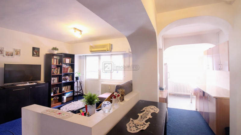 P-ta Alba Iulia/ Decebal, apartament 4 camere, decomandat, 110 mp, etaj 5/7