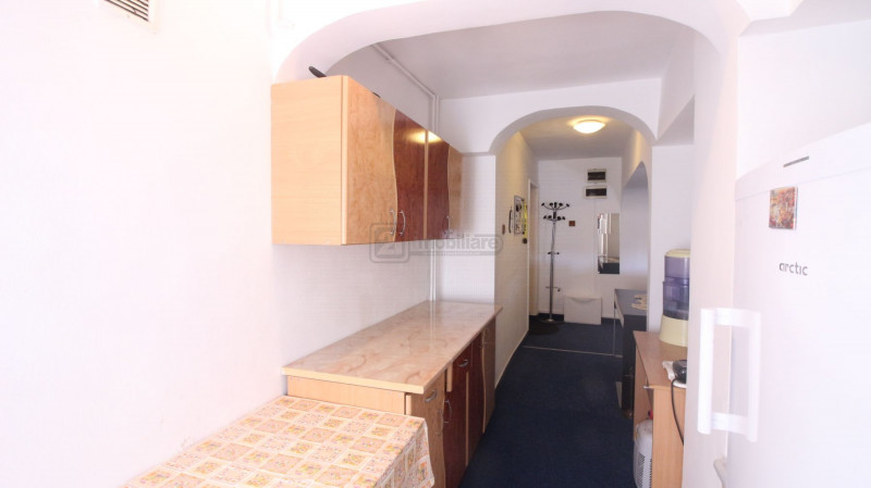 P-ta Alba Iulia/ Decebal, apartament 4 camere, decomandat, 110 mp, etaj 5/7