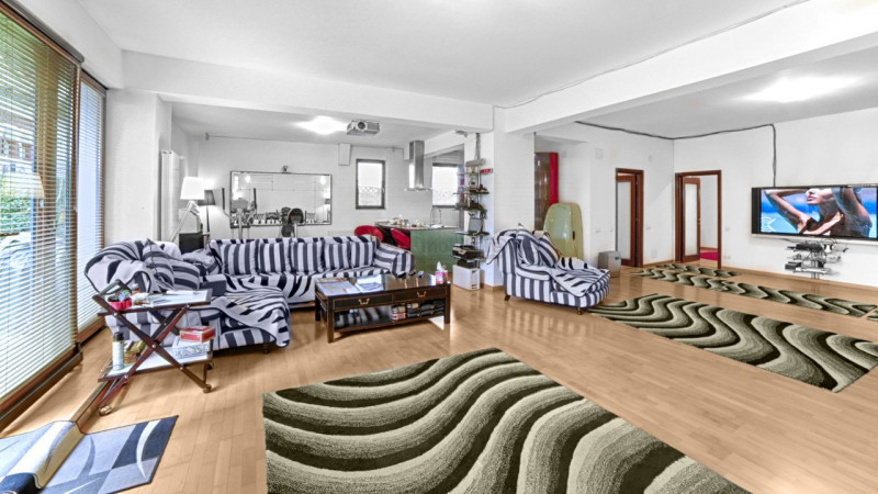 Kiseleff, apartament premium, 140 mp, parter, gradina proprie 100 mp, garaj