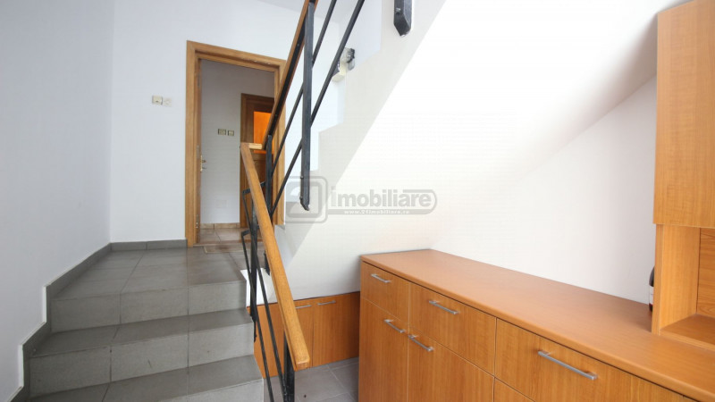 Mosilor-Obor,imobil 3 apartamente,400mp,teren 369mp,ideal locuinta/clinica/birou