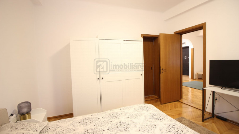 Luterana/ Radisson, apartament cochet, 3 camere, renovat, complet mobilat/utilat