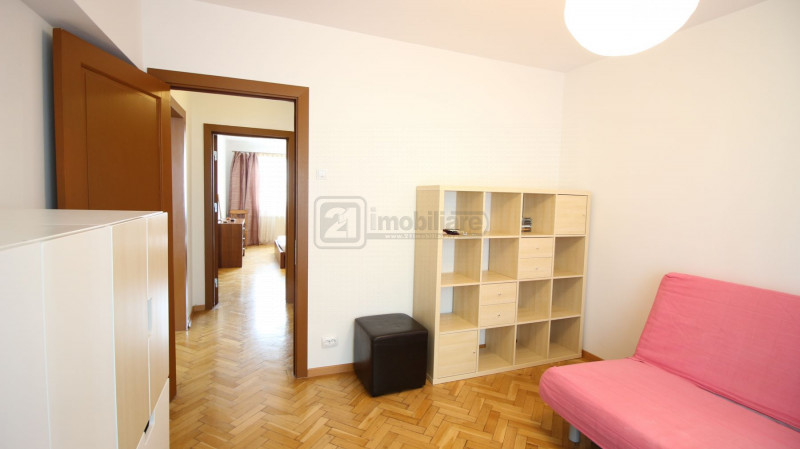 Apartament 3 camere,finisat,mobilat/ utilat complet,2 pasi de metrou P-ta Muncii