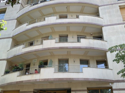 PENTHOUSE PRIMAVERII - JEAN MONNET 133mp s.t.u., living 33mp, 2 dormitoare