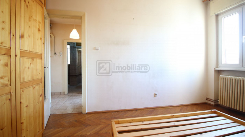 Cismigiu, apartament 2 camere, centrala proprie, et.4/5, lift, fara risc seismic