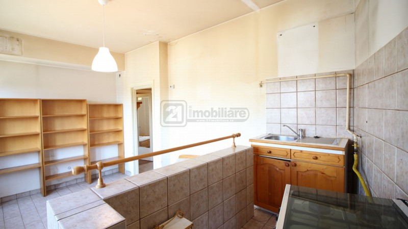 Cismigiu, apartament 2 camere, centrala proprie, et.4/5, lift, fara risc seismic